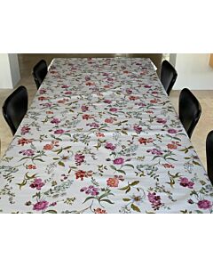 Voksdug - Lilla og hvide blomster