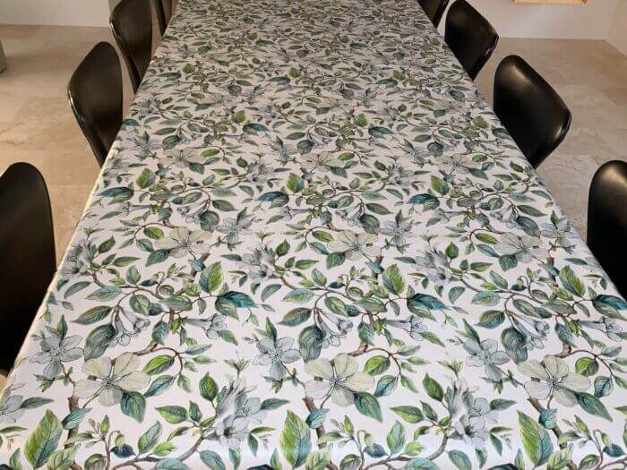 Voksdug - Hvid med blårgrønne blade